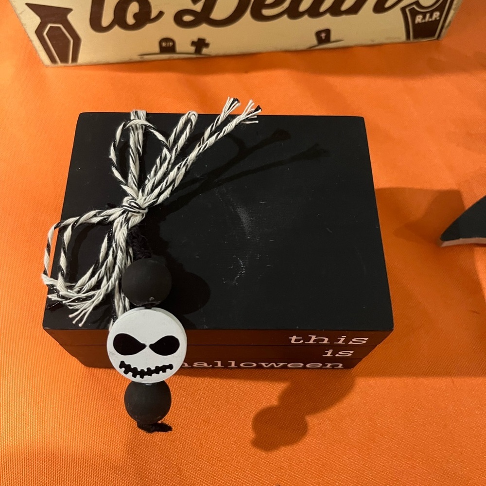 Disney Halloween Party Decor Set - Black and Orange - Picture 9 of 16